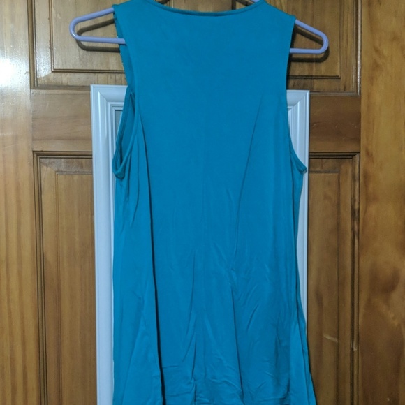 Sparkly cute tank - Picture 2 of 6